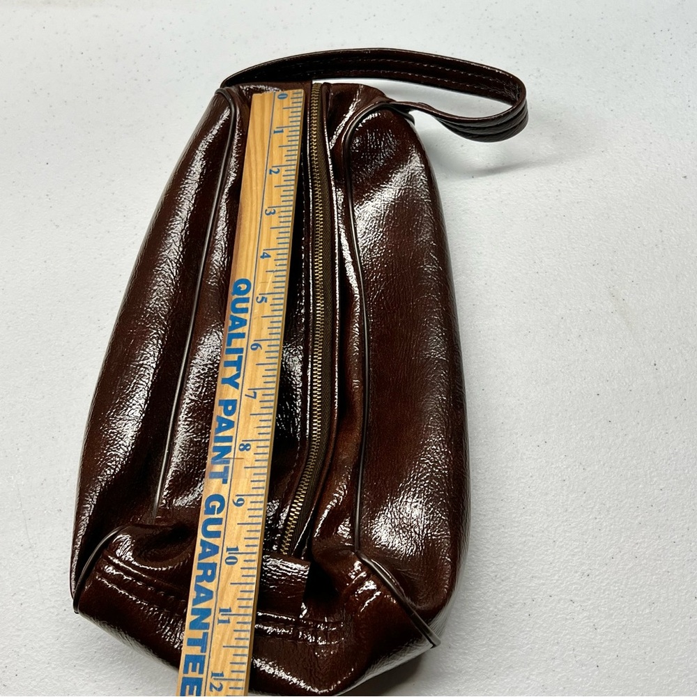 Vintage Chestnut Brown Vegan Leather Zip Up Toiletry Travel Bag Dopp Kit - Nice - Picture 5 of 8